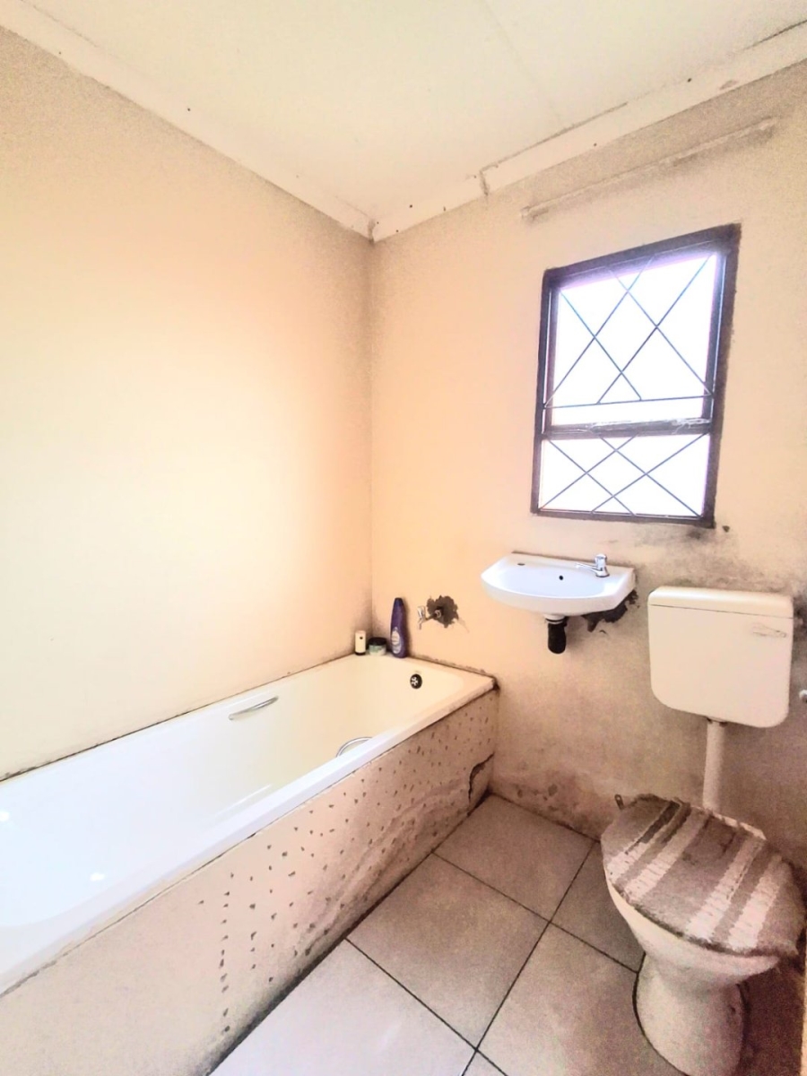 2 Bedroom Property for Sale in Mdantsane Nu 9 Eastern Cape